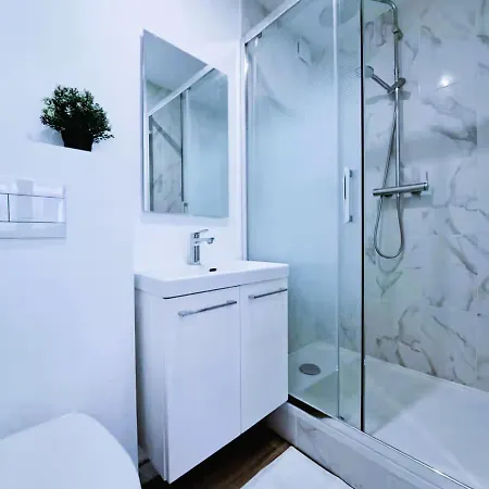 Naples - 2p - Douillet - Hyper Centre Reims