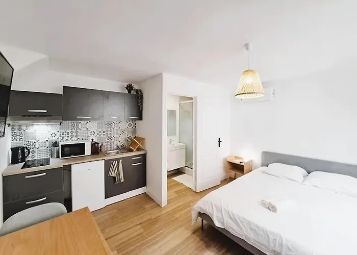 Appartement Naples - 2p - Douillet - Hyper Centre