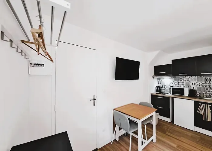 Naples - 2p - Douillet - Hyper Centre